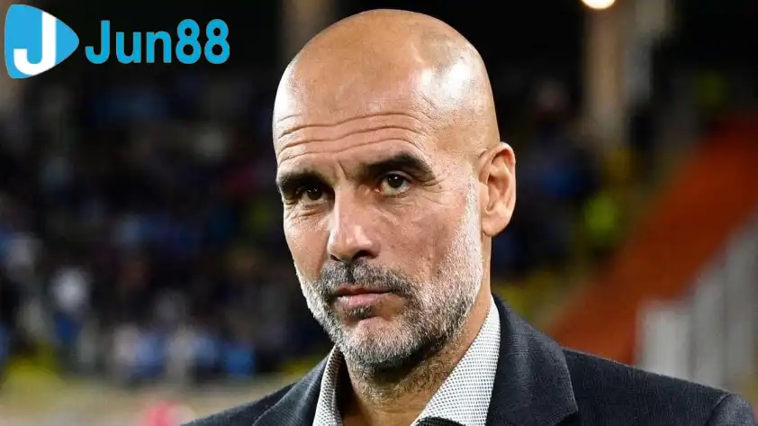 Sự Nghiệp Mới Không Ngờ của Pep Guardiola Sau Khi Chia Tay Manchester City 2 Trang Chủ Jun88.com #1 Việt Nam Pep Guardiola cũng úp mở về việc sẽ rời Man City (Ảnh: The Sun)